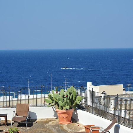 Palazzo Senape De Pace Bed & Breakfast กัลลีโปลี ภายนอก รูปภาพ