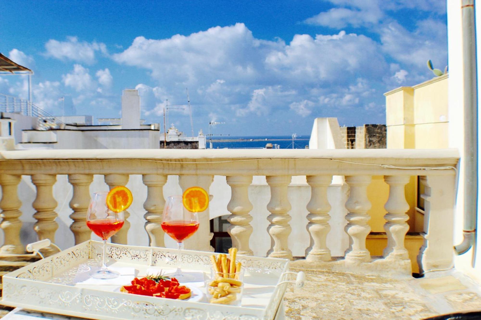 Palazzo Senape De Pace Bed & Breakfast กัลลีโปลี ภายนอก รูปภาพ