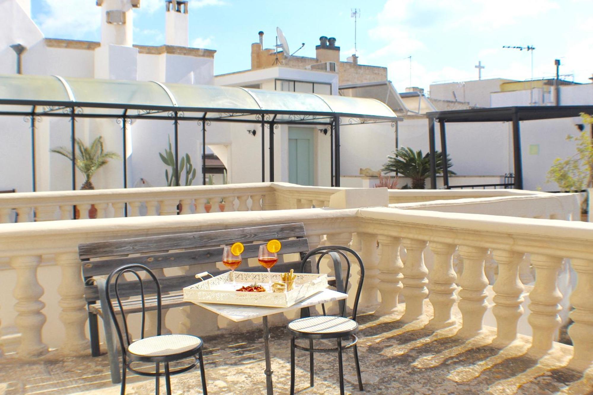 Palazzo Senape De Pace Bed & Breakfast กัลลีโปลี ภายนอก รูปภาพ